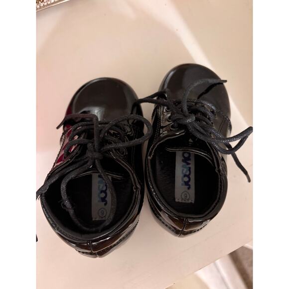 JOSMO Patent Leather Toddler Tuxedo Shoes Size 6 - Picture 3 of 4